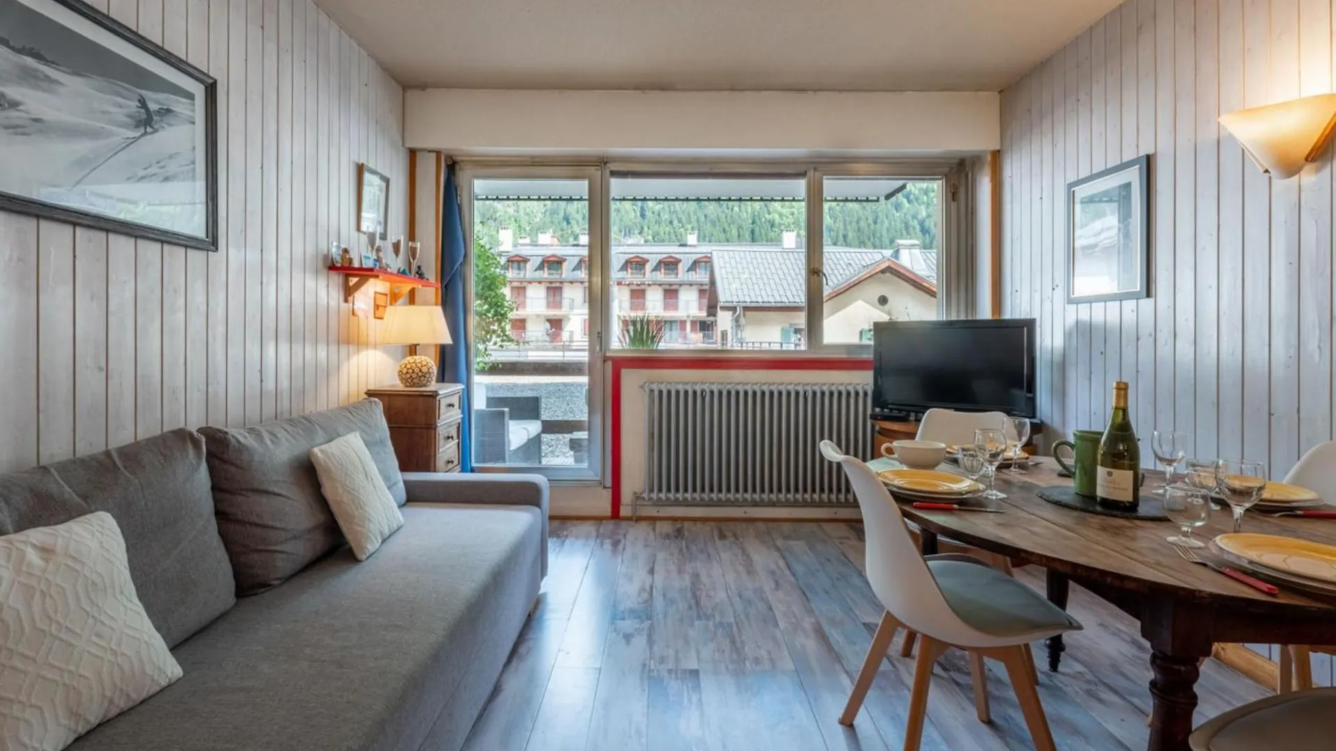 In The Center Of Chamonix With Views Of Mont Blanc Appartement
